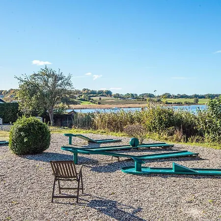 Apartamento 4 Person On A In *