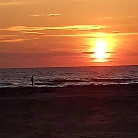 4 Person On A In Apartamento *