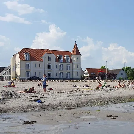 Apartment 4 Person On A In Hejls