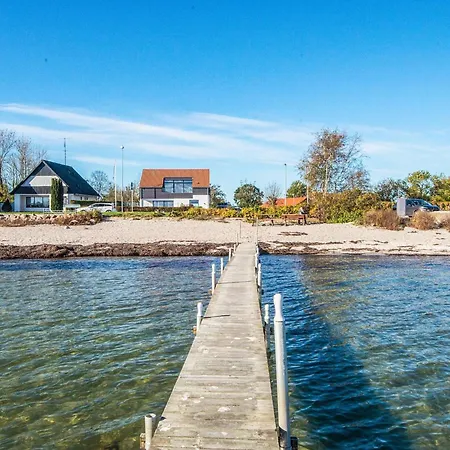 Apartment 4 Person On A In Hejls