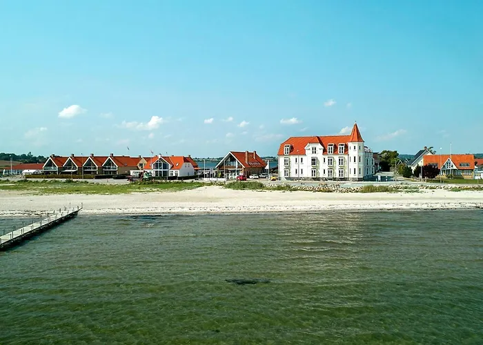 4 Person On A In * Hejls