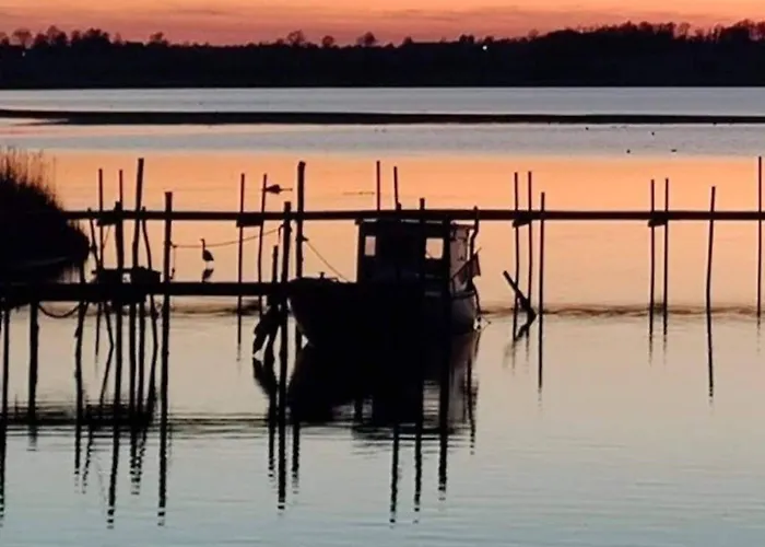 Apartment 4 Person On A In *